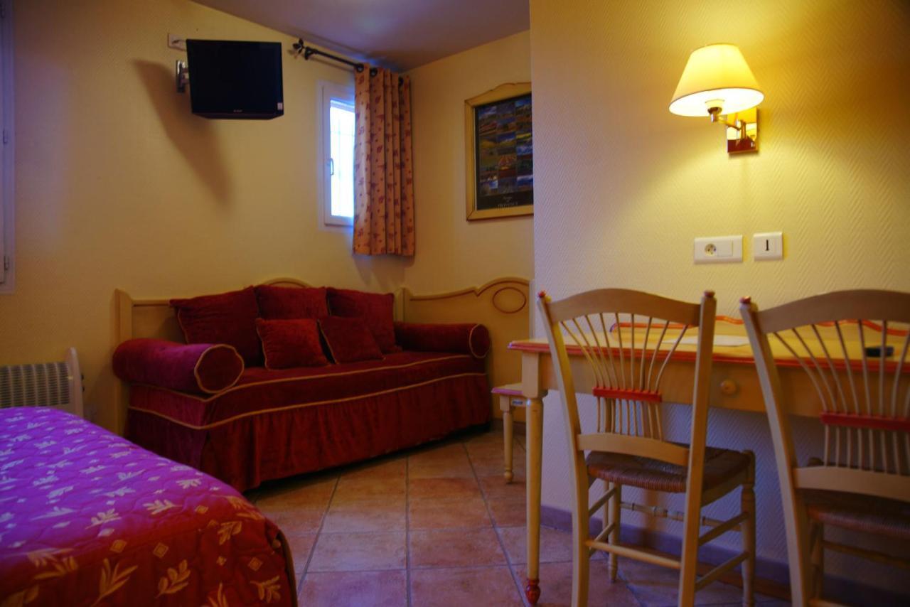 Logis Hotel & Restaurant L'Etape Bouc Bel Air - Gardanne Room photo